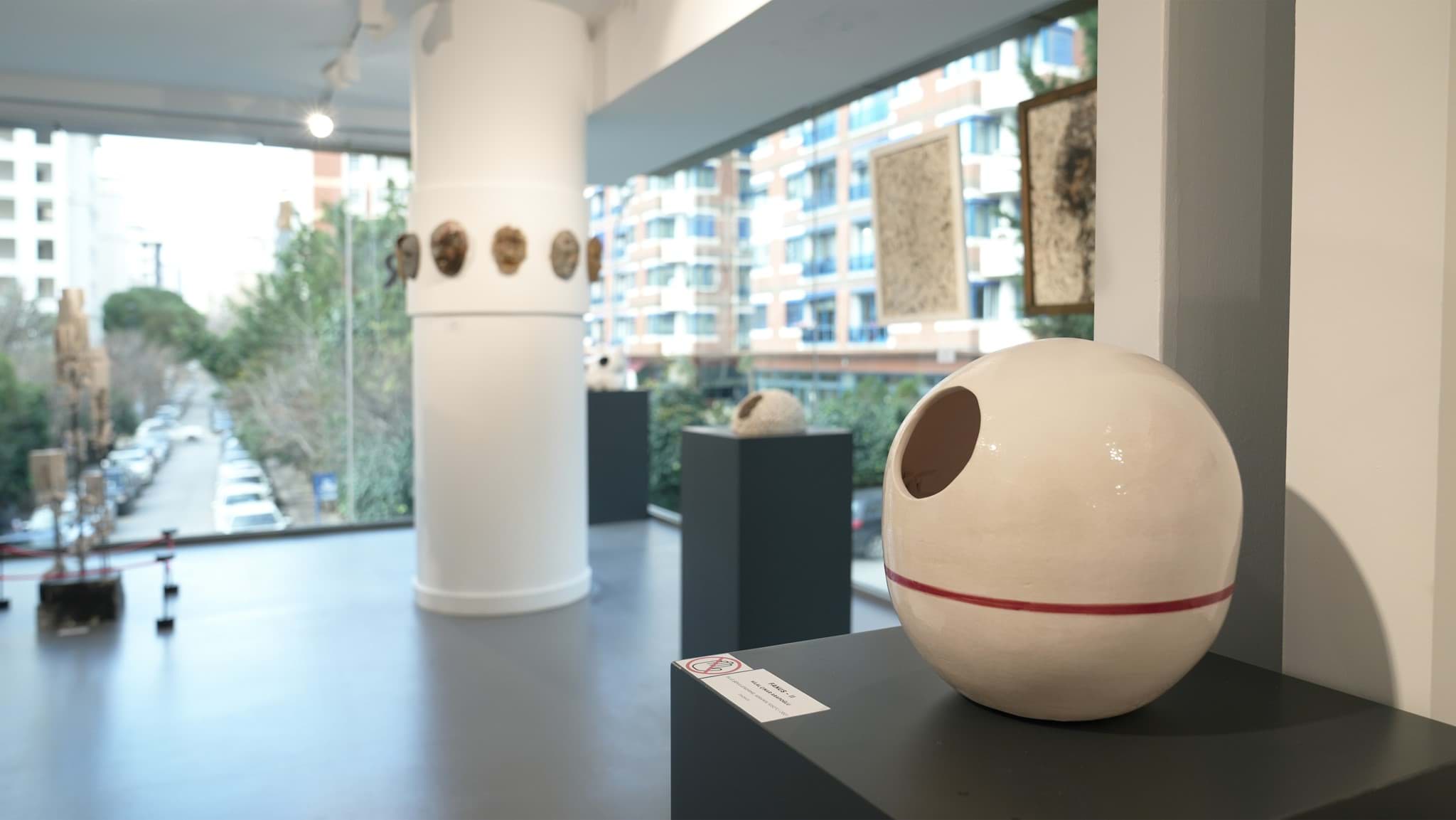 Galeri 8